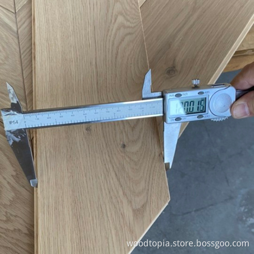 Engineered European White Oak Parquet Chevron Wood Flooring